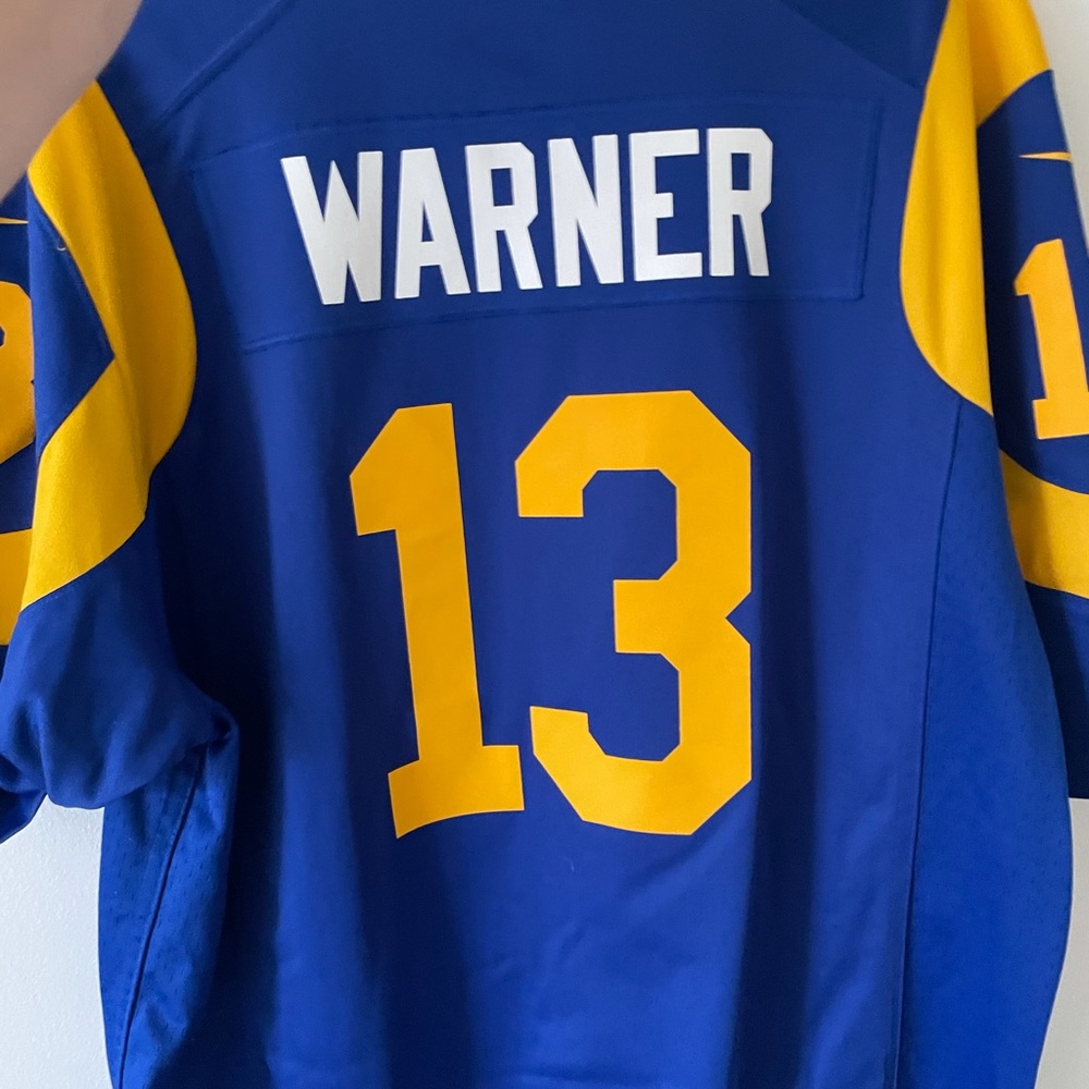 Men’s large Kurt Warner jersey